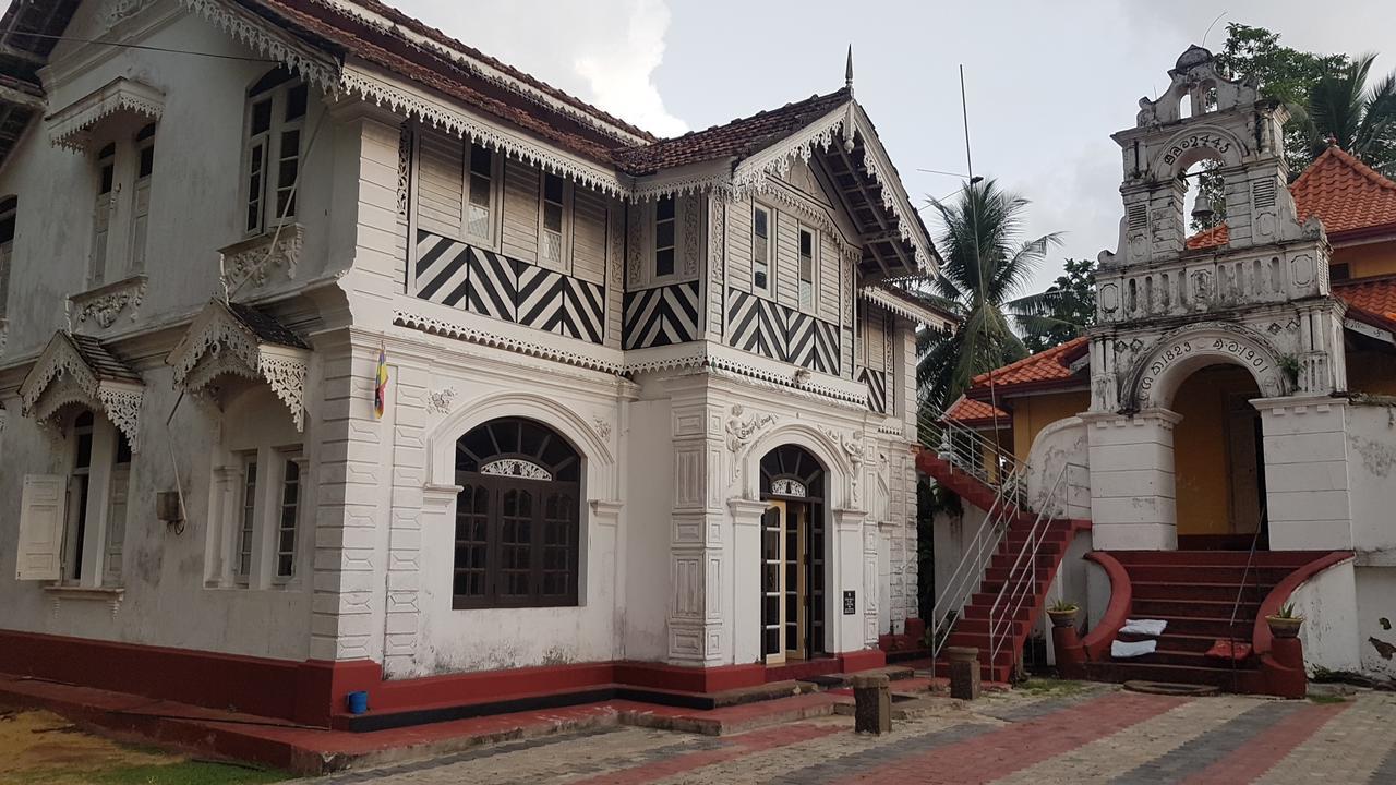 Siriniwasa Luxury Villa With Private Pool Induruwa Exterior photo